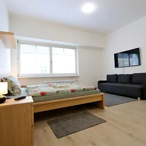 Apartment Apartman Josefska